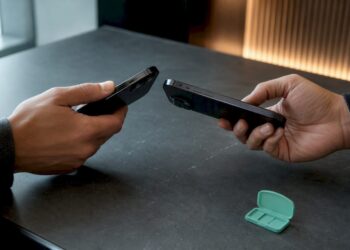 eSIM-Transfer zwischen zwei anonymen Smartphones