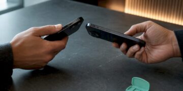 eSIM-Transfer zwischen zwei anonymen Smartphones