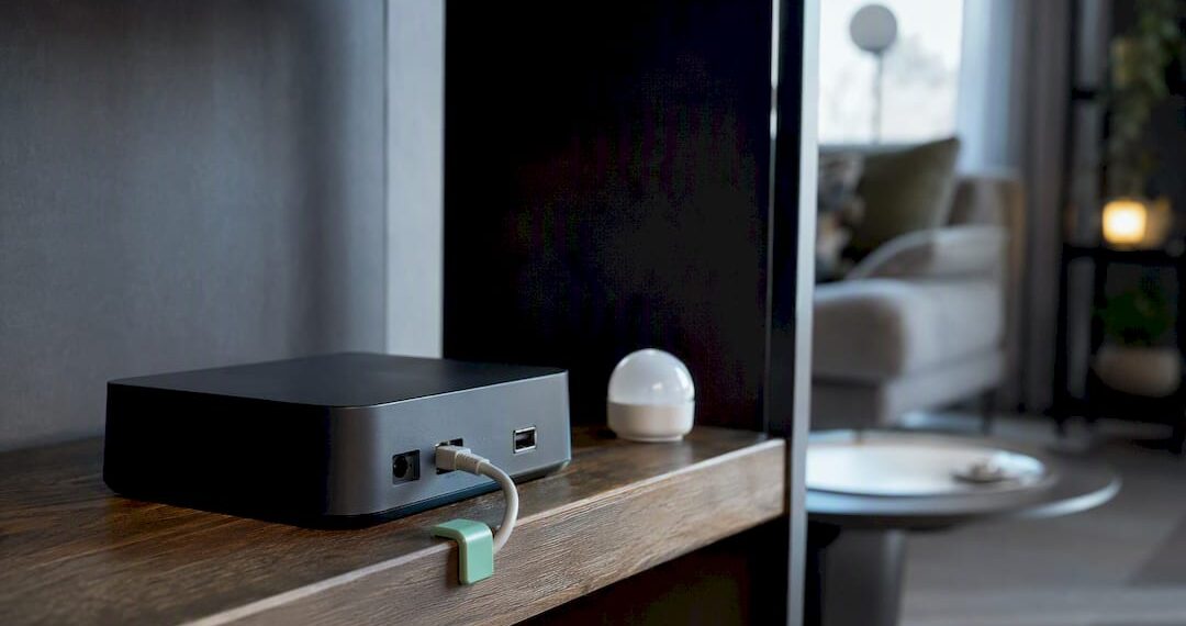 Lokale Smart-Home-Zentrale im Wohnzimmer